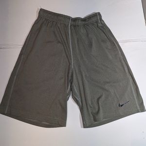 Men's Nike Dri Fit Shorts Size Small